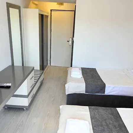 Roxx Royal Ξενοδοχείο 4*