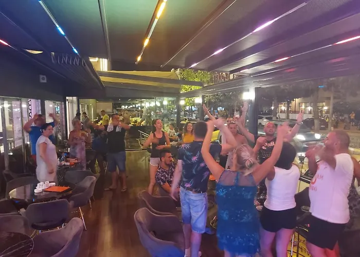 מלון Roxx Royal קוסדסי