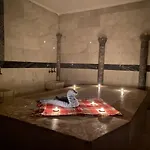 Roxx Royal كوشاداسيه