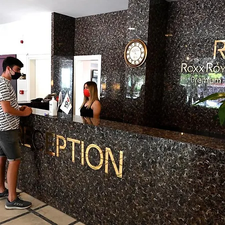 Roxx Royal كوشاداسيه