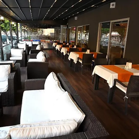 فندق Roxx Royal