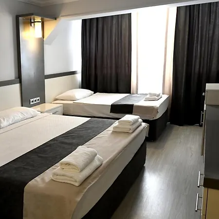Roxx Royal Hotel 4*