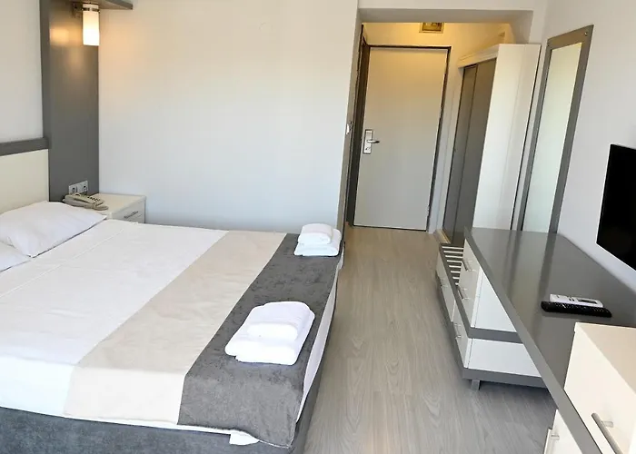 Roxx Royal Hotel 4*